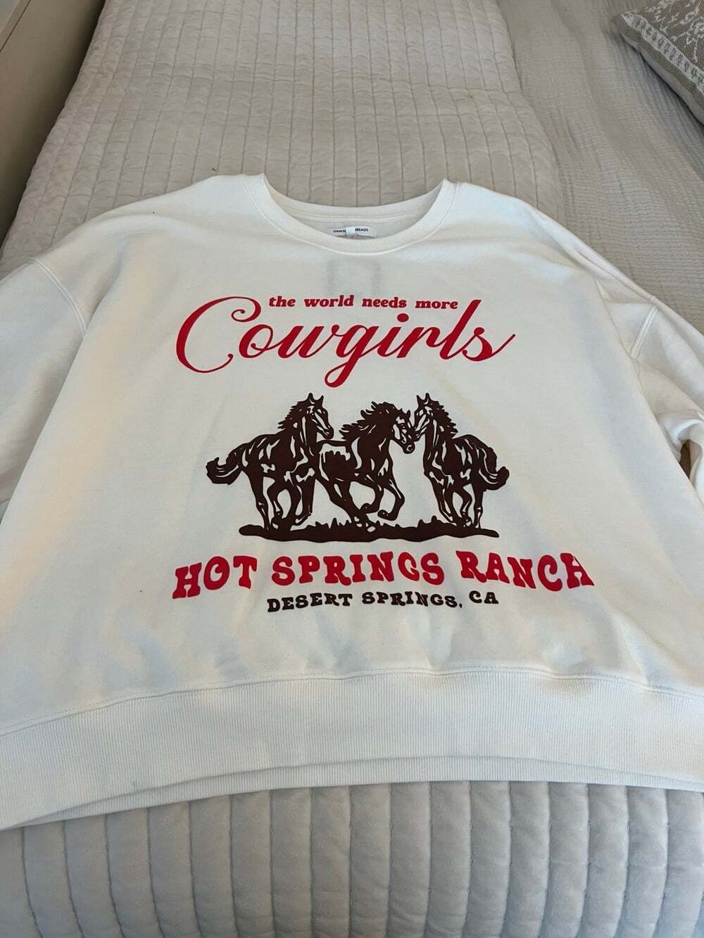 NWT Cowgirls Sweatshirt XL